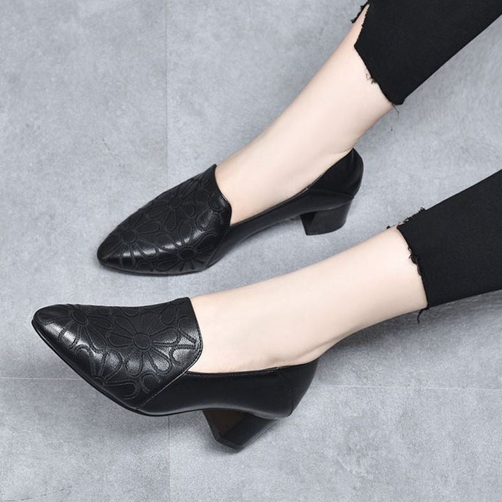 Juliane - Soft Vegan Leather Embroidered Pumps