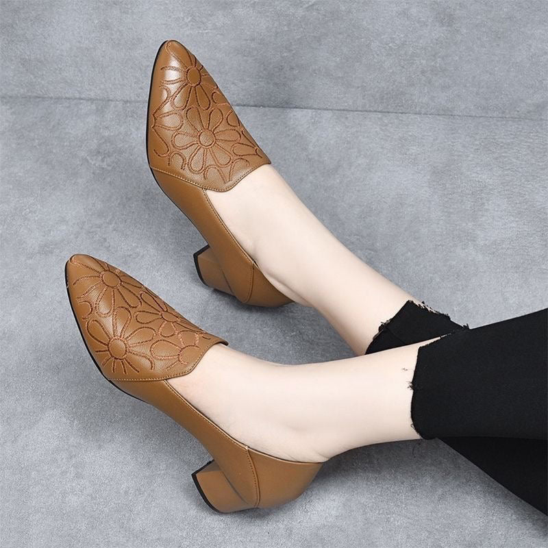 Juliane - Soft Vegan Leather Embroidered Pumps